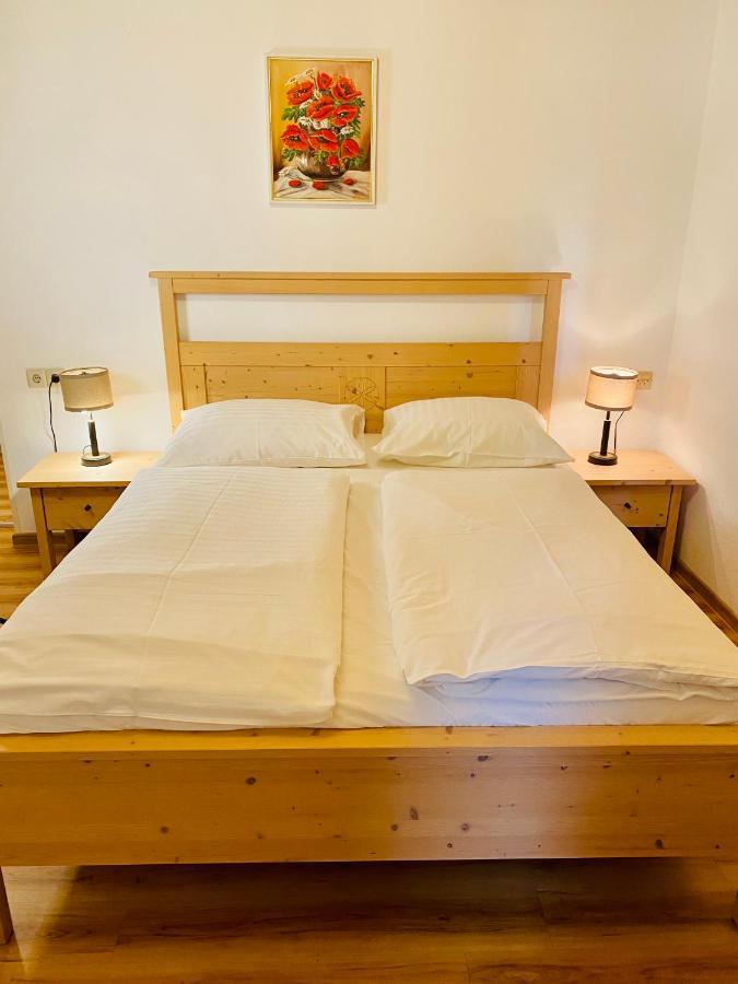 Kunstelj Pension Radovljica Esterno foto