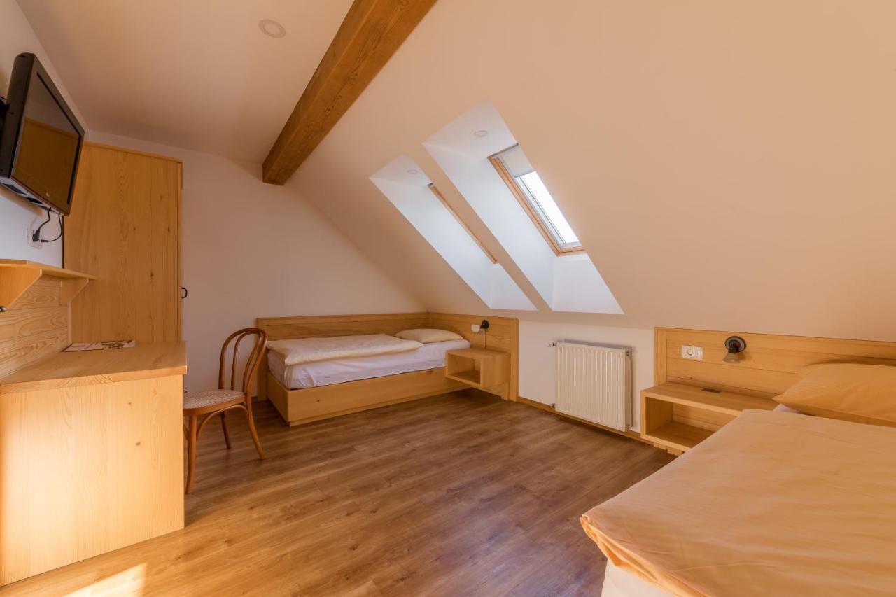 Kunstelj Pension Radovljica Esterno foto
